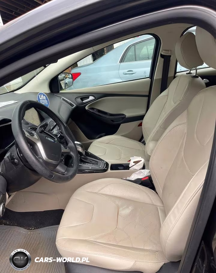 2015 Ford Focus Bev VIN:1FADP3R41FL272705 - 5