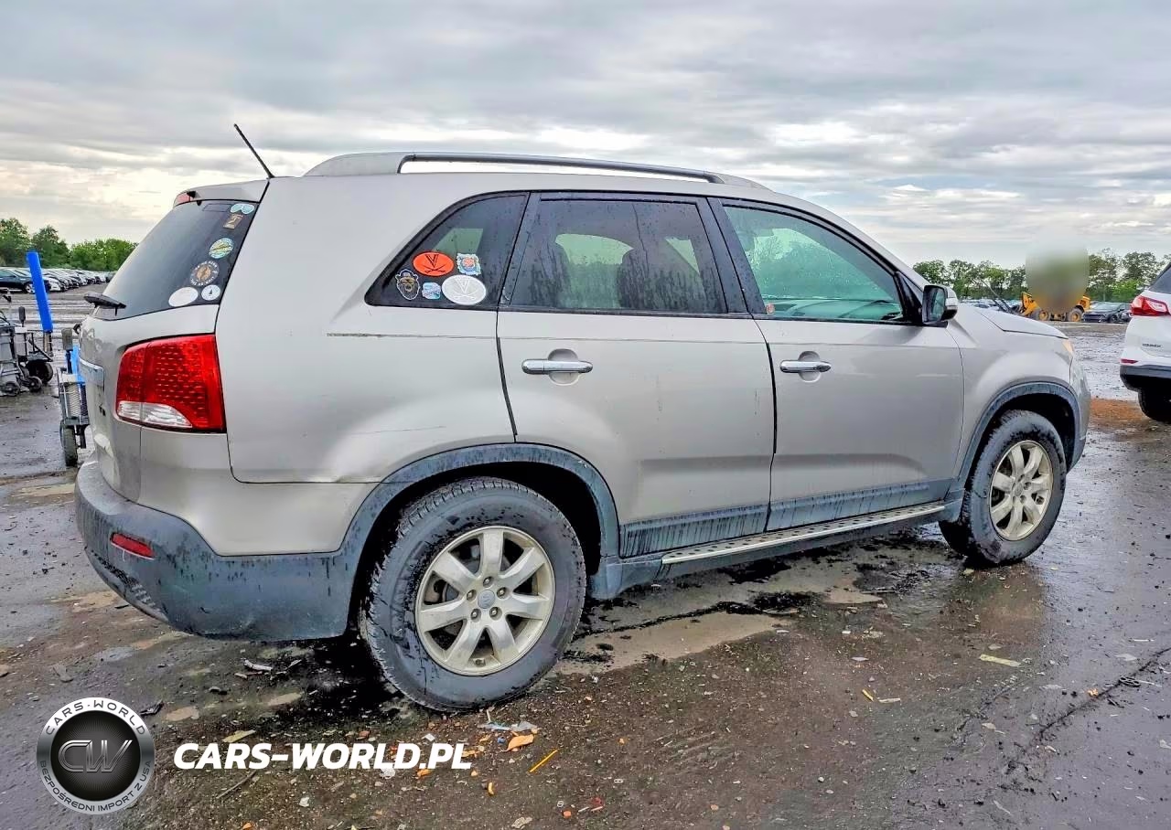 2012 Kia Sorento Lx VIN:5XYKT3A62CG294102 - 3