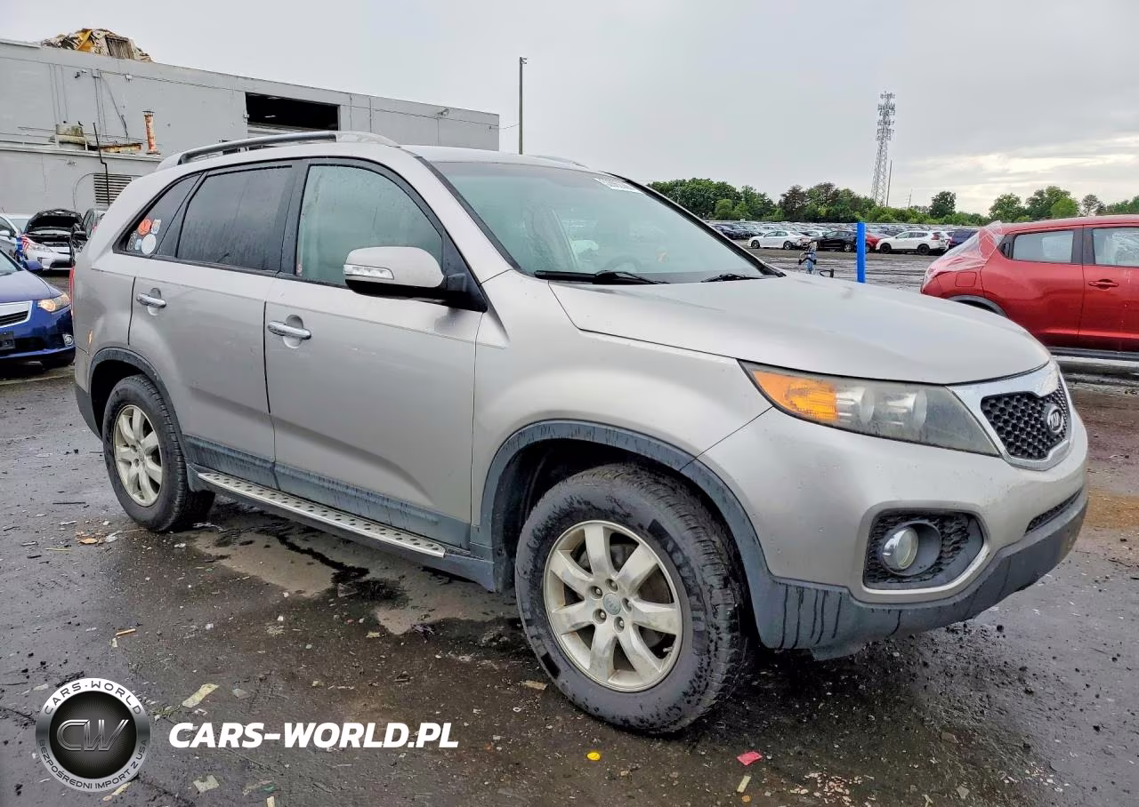 2012 Kia Sorento Lx VIN:5XYKT3A62CG294102 - 4