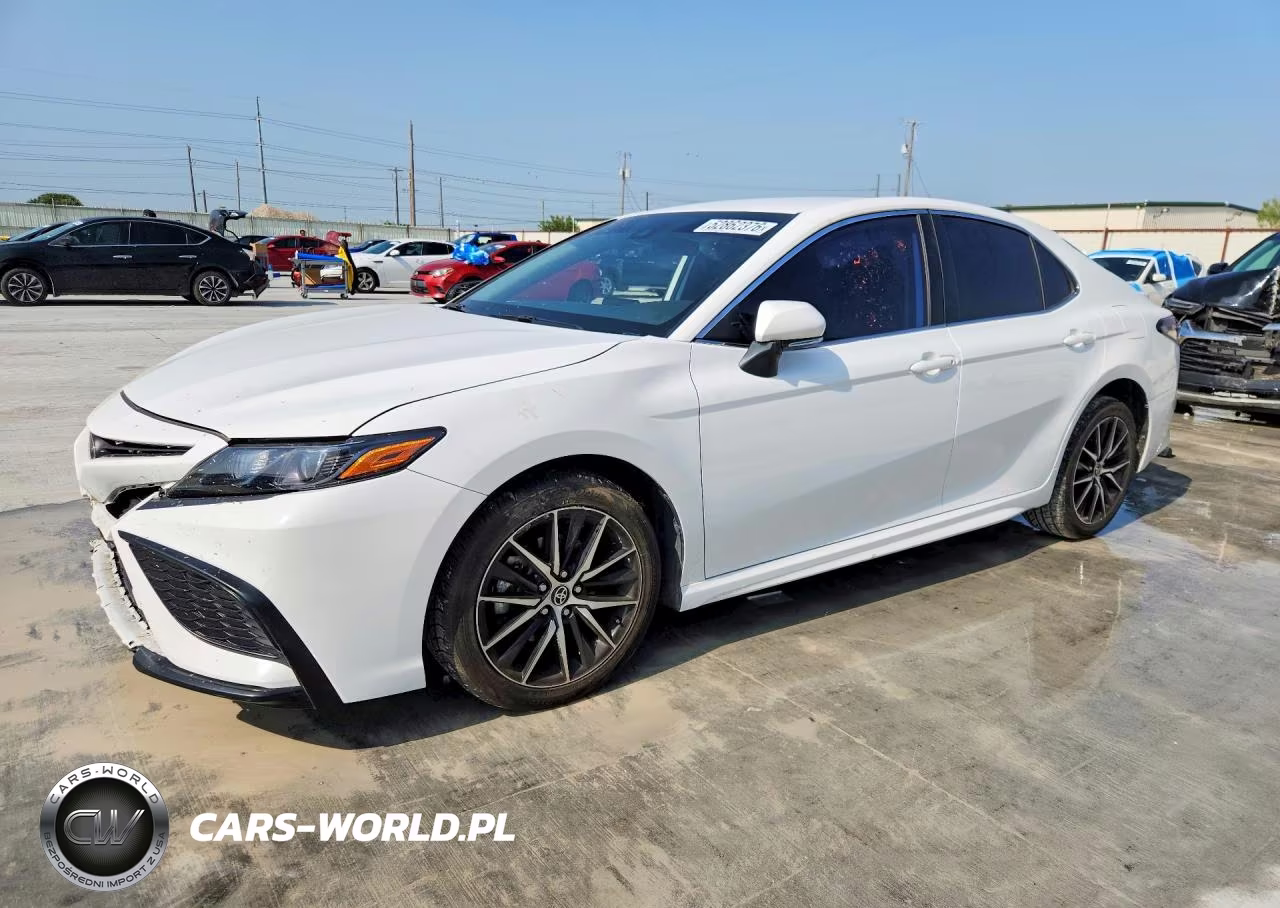 2024 Toyota Camry Se – zdjęcie 1 z 13