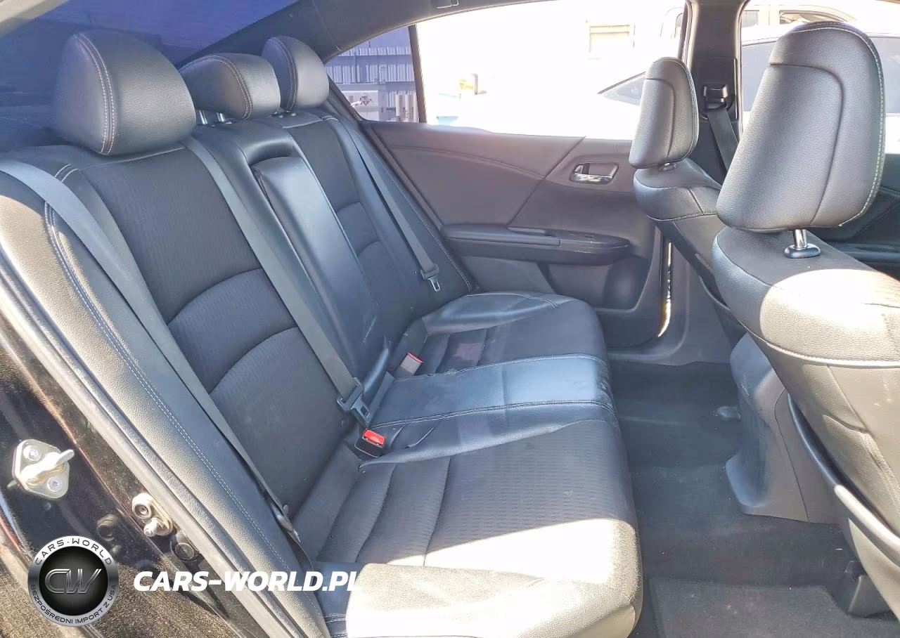 2016 Honda Accord Sport VIN:1HGCR2F57GA186028 - 10