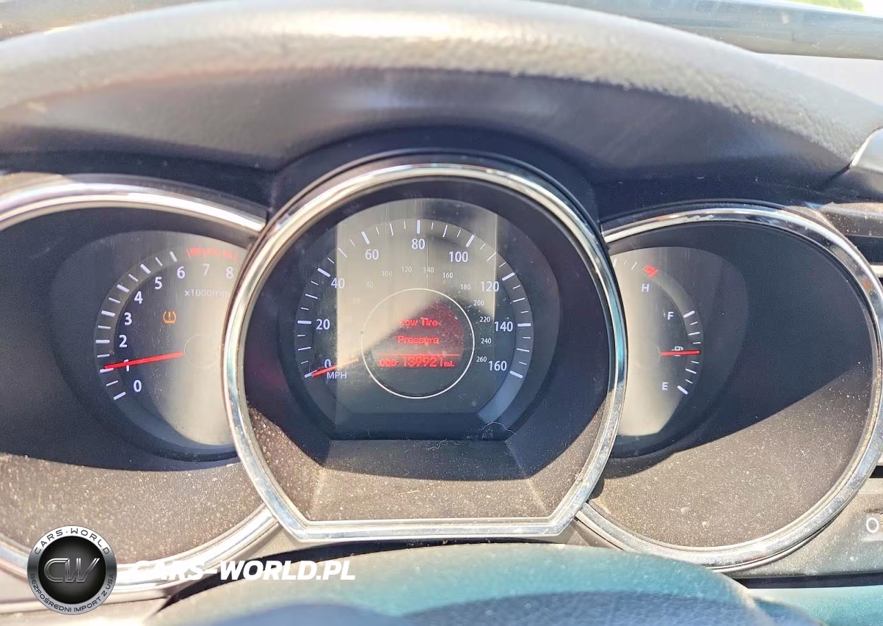 2011 Kia Optima Lx VIN:KNAGM4A7XB5161349 - 9