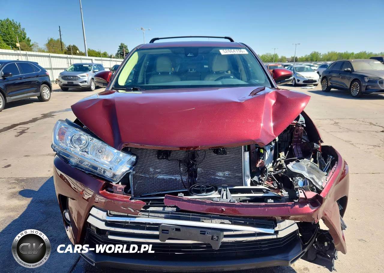 2019 Toyota Highlander Le Plus VIN:5TDBZRFH3KS746278 - 5