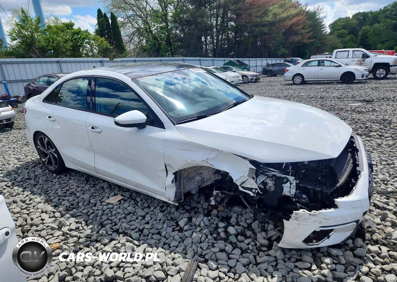 2023 Audi A3 Premium Plus VIN:WAUHUDGY4PA103871 - 4