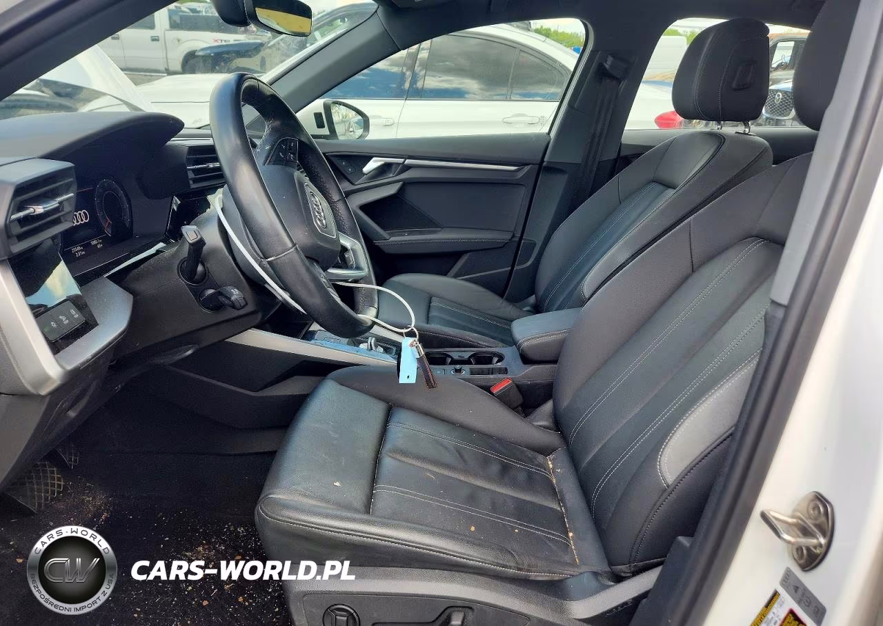 2023 Audi A3 Premium Plus VIN:WAUHUDGY4PA103871 - 7