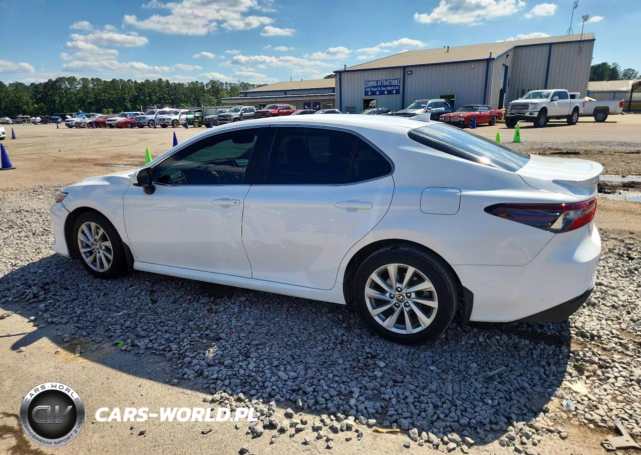 2023 Toyota Camry Le VIN:4T1C11AK4PU140423 - 2