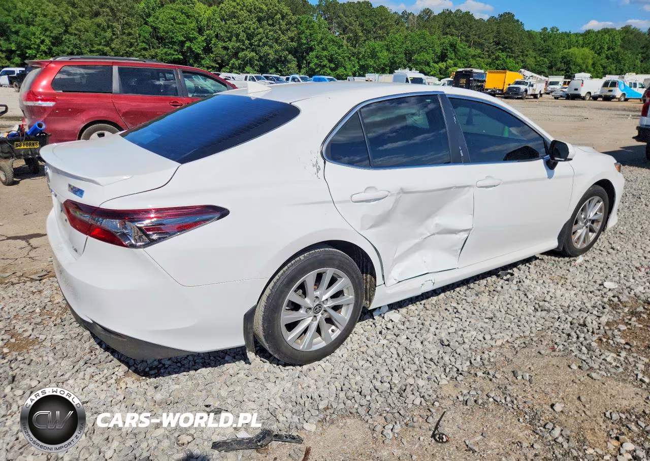 2023 Toyota Camry Le VIN:4T1C11AK4PU140423 - 3