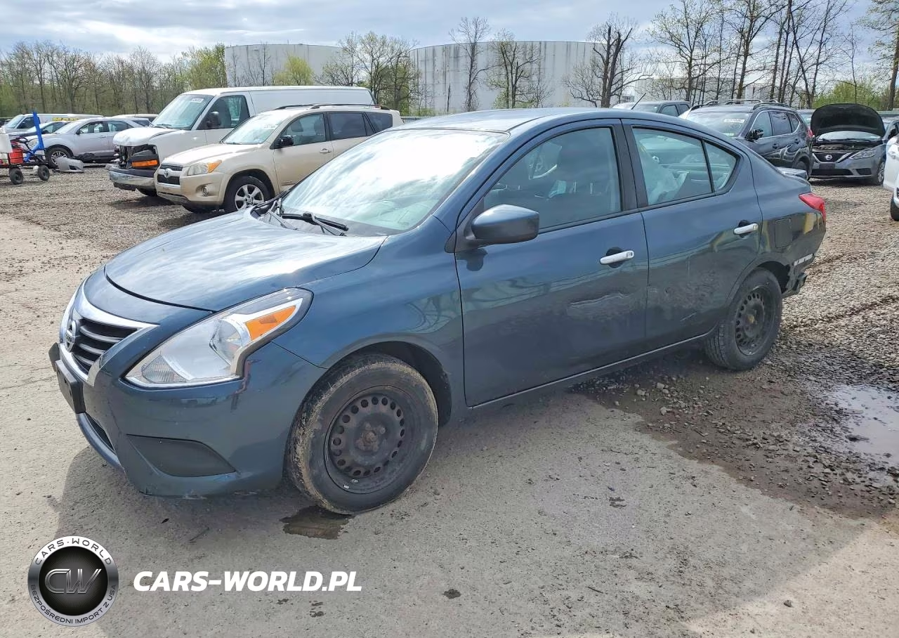 2016 Nissan Versa 1.6 Sv