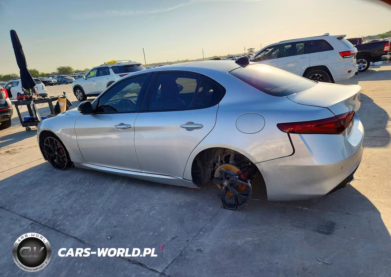 2021 Alfa Romeo Giulia Ti VIN:ZARFAMBN0M7639733 - 2