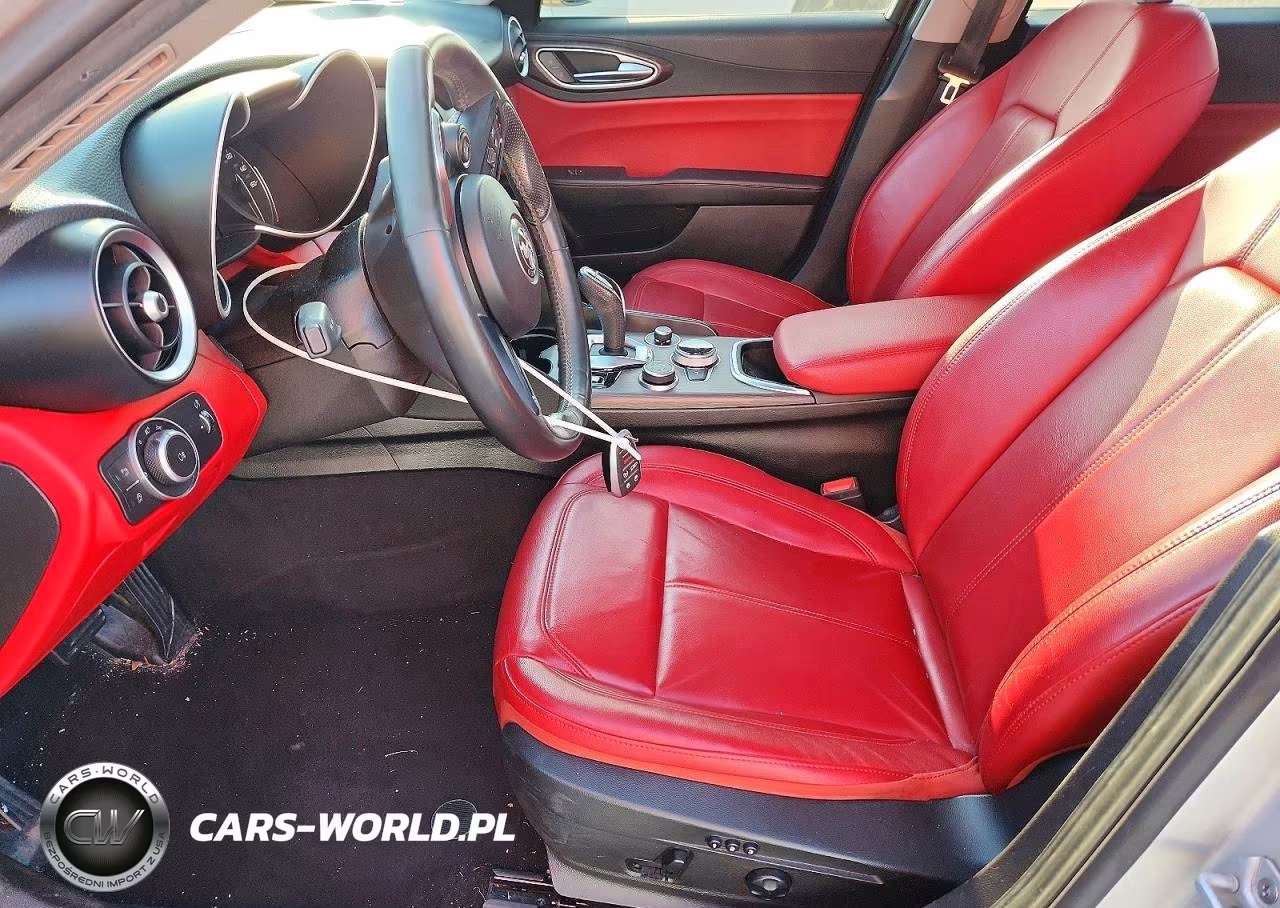 2021 Alfa Romeo Giulia Ti VIN:ZARFAMBN0M7639733 - 7