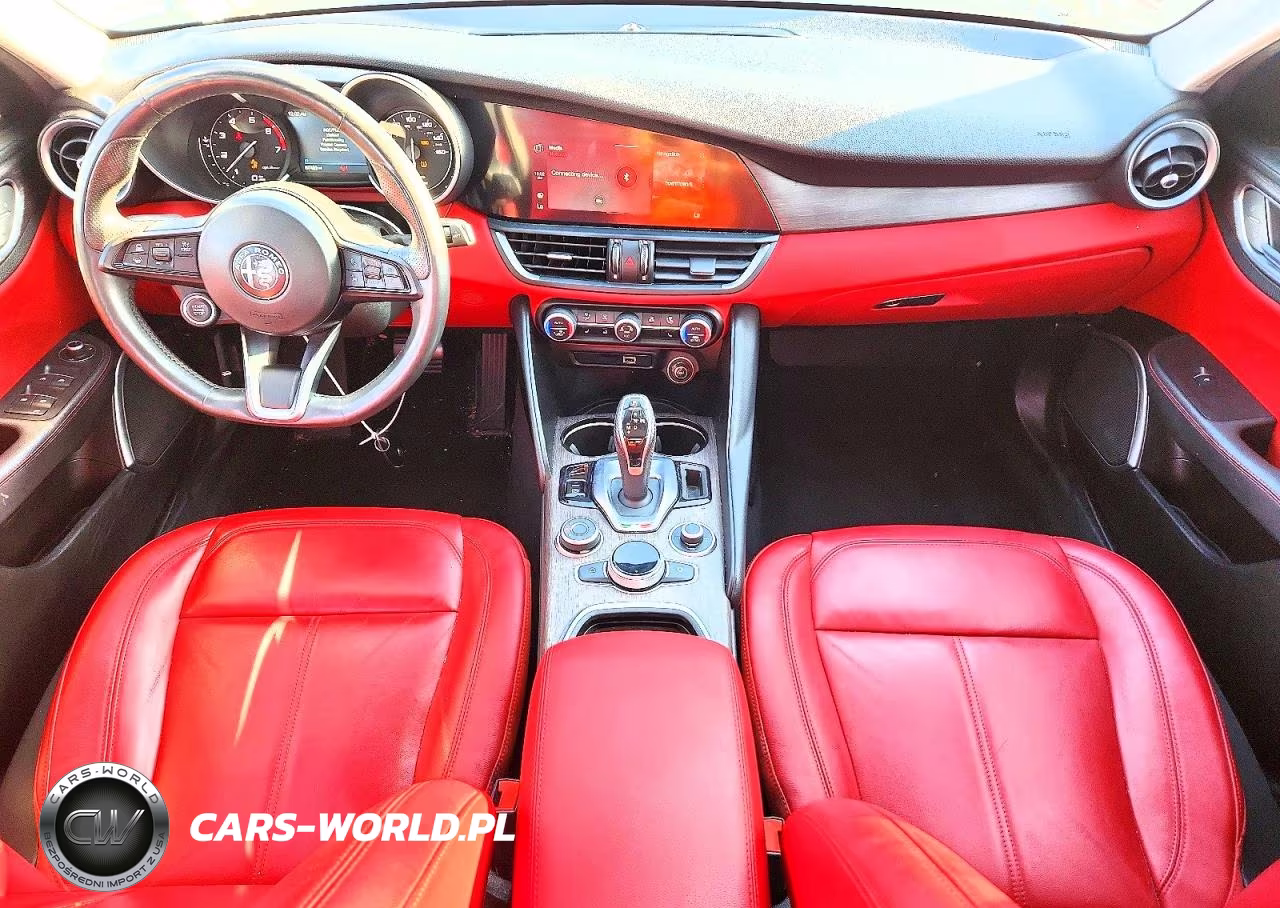 2021 Alfa Romeo Giulia Ti VIN:ZARFAMBN0M7639733 - 8