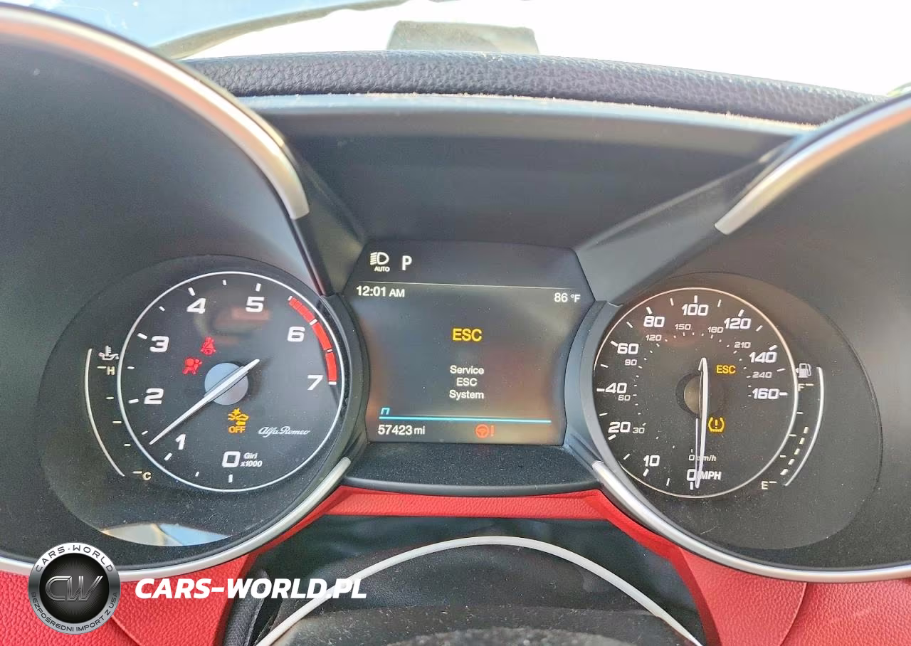 2021 Alfa Romeo Giulia Ti VIN:ZARFAMBN0M7639733 - 9