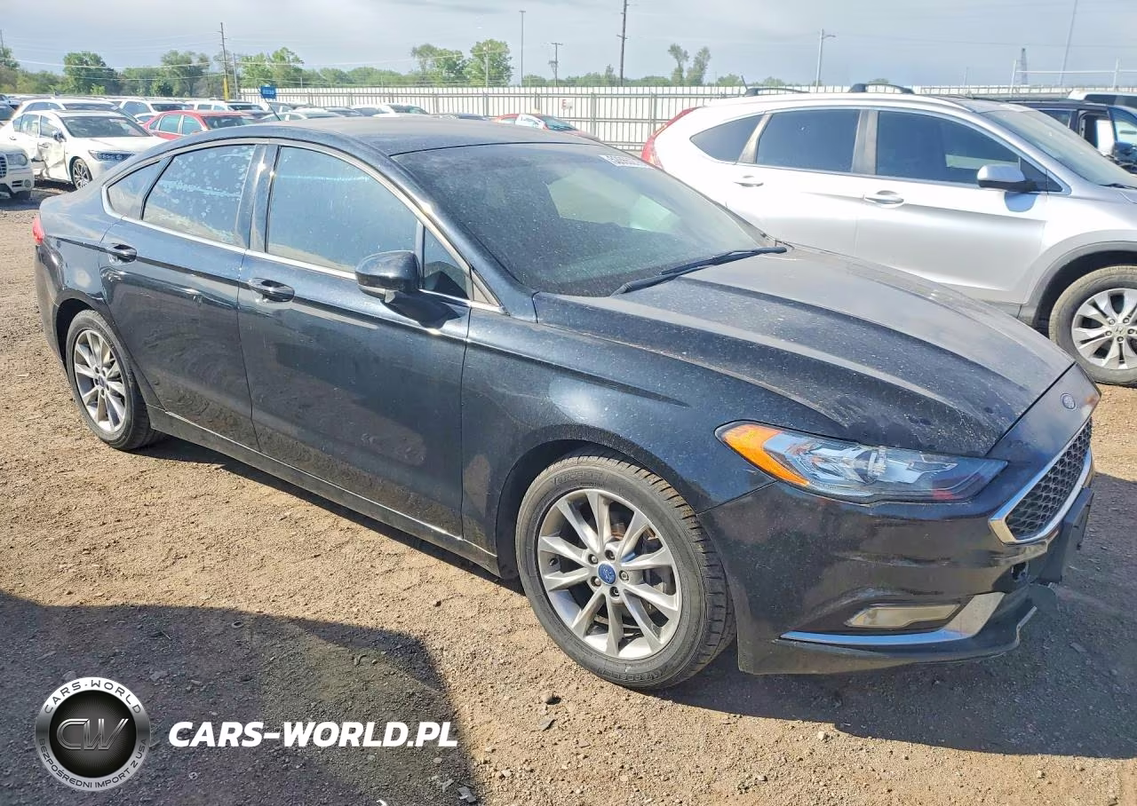 2017 Ford Fusion Se VIN:3FA6P0HD3HR194831 - 4