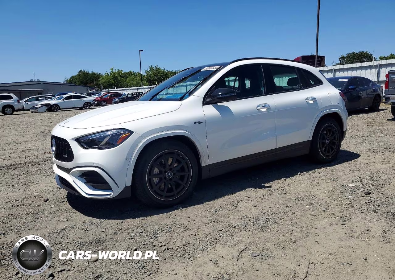 2025 Mercedes-Benz Gla 35 Amg – zdjęcie 1 z 13