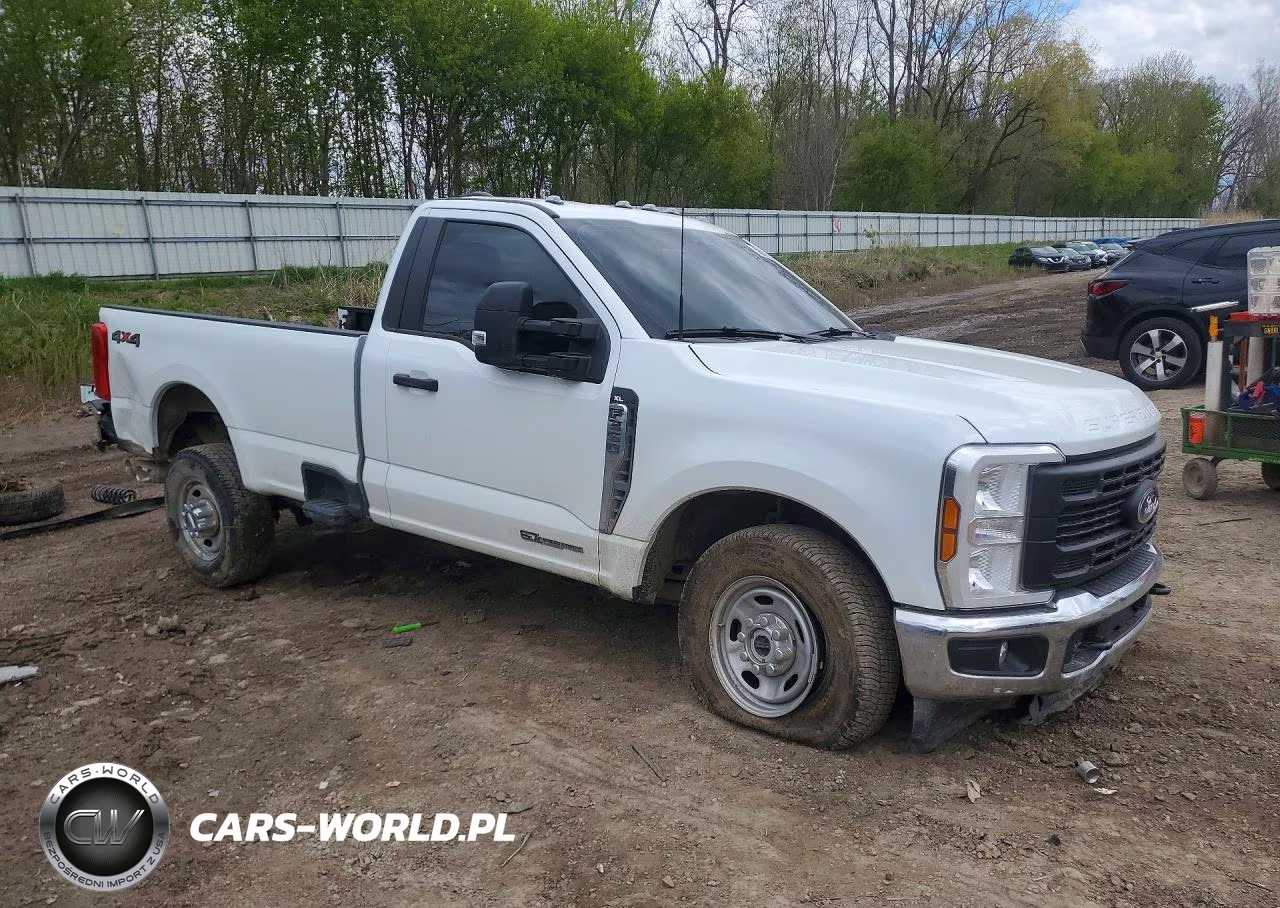2025 Ford F350 Super Duty VIN:1FTRF3BT5SEE13004 - 4