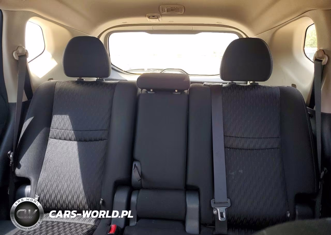 2019 Nissan Rogue S VIN:KNMAT2MVXKP531214 - 10