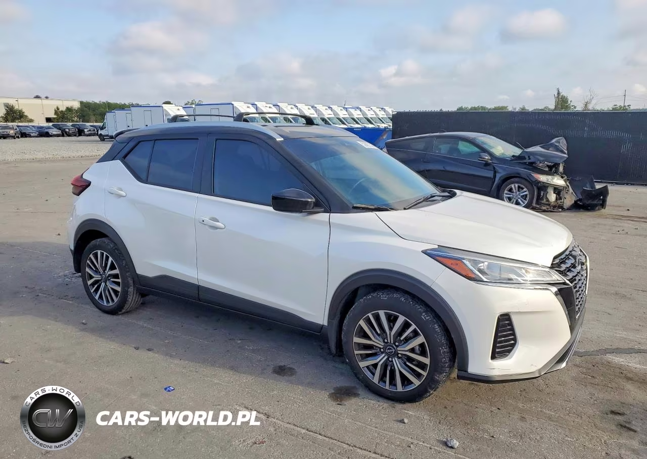 2023 Nissan Kicks Sv VIN:3N1CP5CV0PL497161 - 4