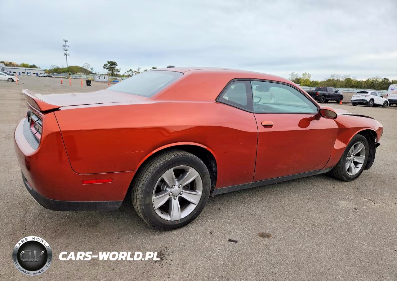 2021 Dodge Challenger Sxt VIN:2C3CDZAG4MH506311 - 3