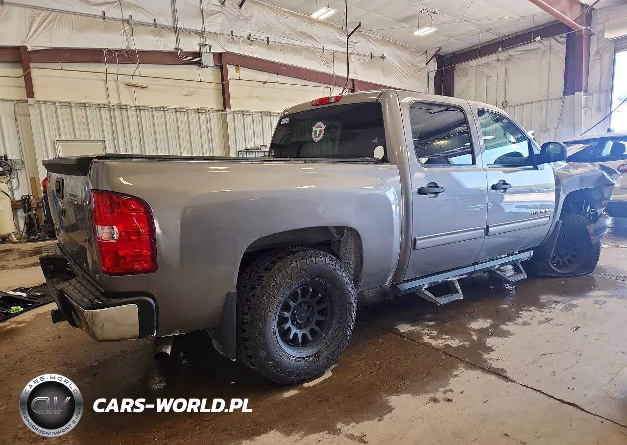 2013 Chevrolet Silverado K1500 Lt VIN:3GCPKSE76DG355007 - 3