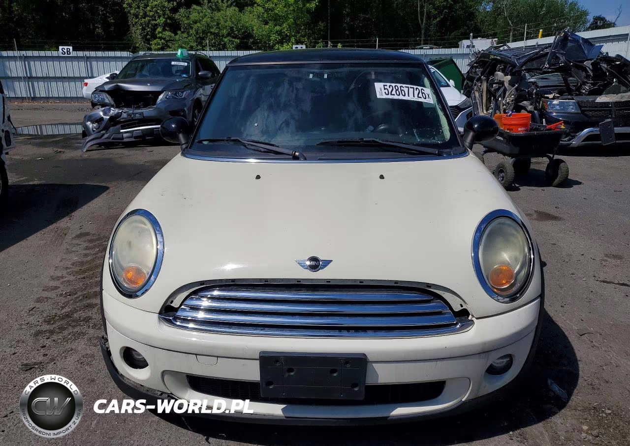 2009 Mini Cooper VIN:WMWMF33519TW72988 - 5