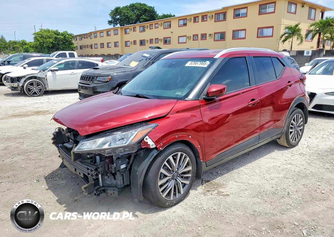 2022 Nissan Kicks Sv