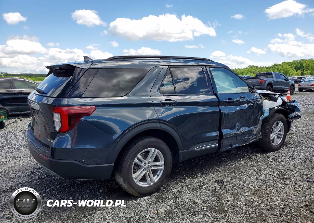 2024 Ford Explorer Xlt VIN:1FMSK8DH9RGA66497 - 3