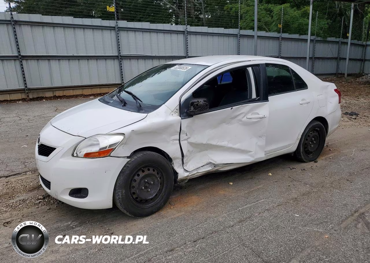 2010 Toyota Yaris Base
