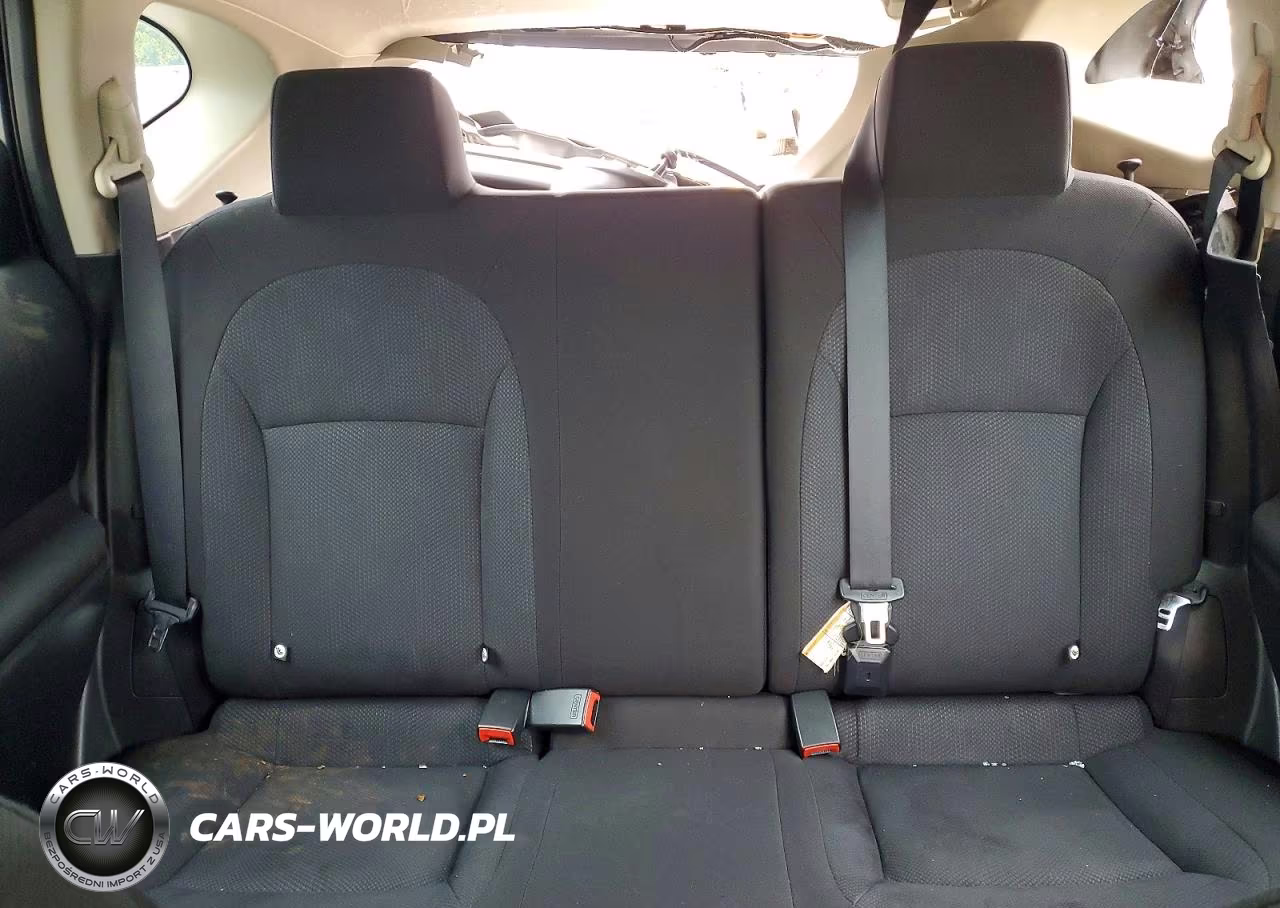 2015 Nissan Rogue Select S VIN:JN8AS5MT9FW151817 - 10
