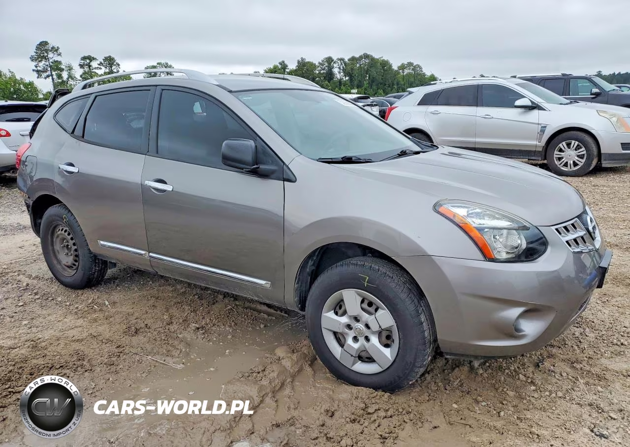 2015 Nissan Rogue Select S VIN:JN8AS5MT9FW151817 - 4