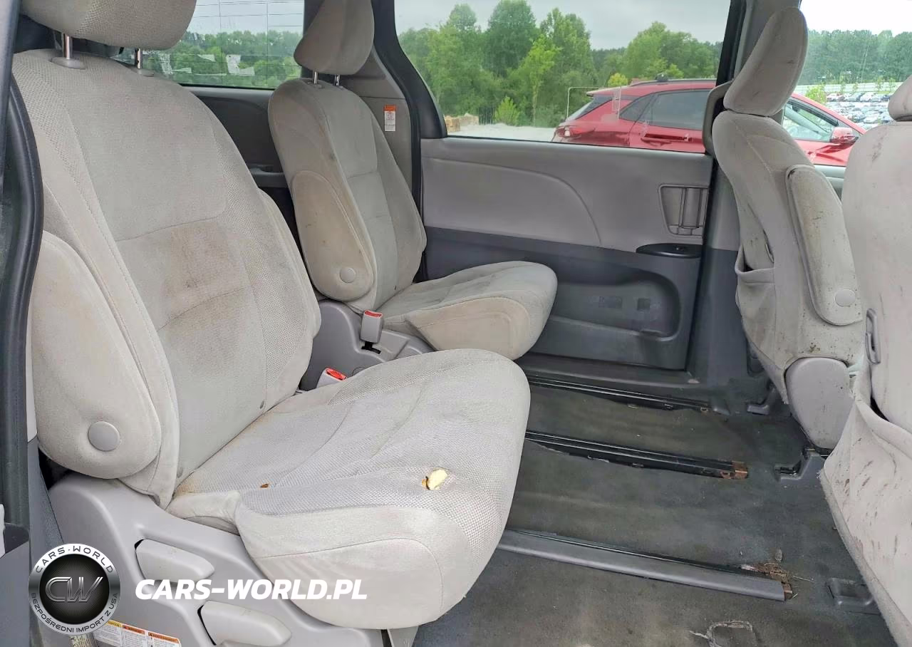 2020 Toyota Sienna L VIN:5TDZZ3DC5LS086605 - 11