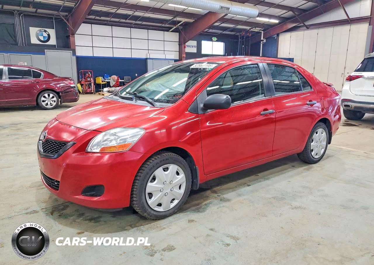 2009 Toyota Yaris Base