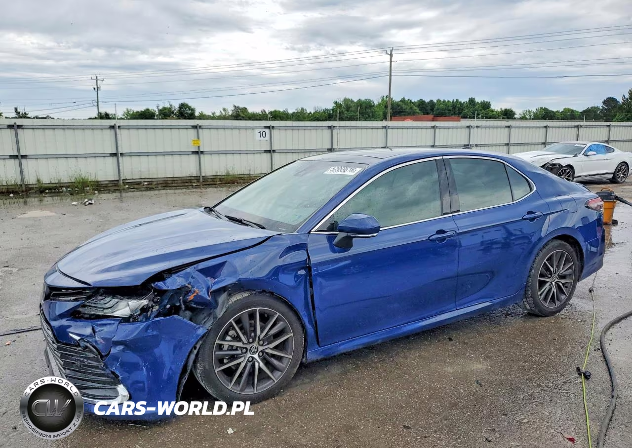 2023 Toyota Camry Xle – zdjęcie 1 z 12