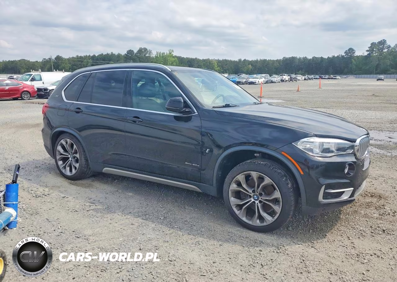 2018 BMW X5 Xdr40E VIN:5UXKT0C56J0W04109 - 4