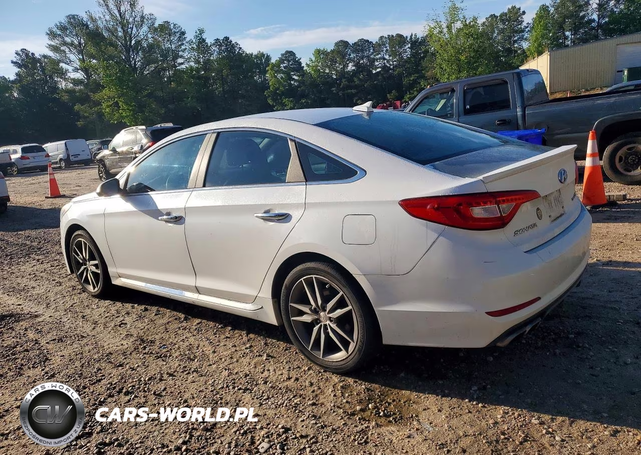 2015 Hyundai Sonata Sport 2.0T VIN:5NPE34AB3FH065313 - 2