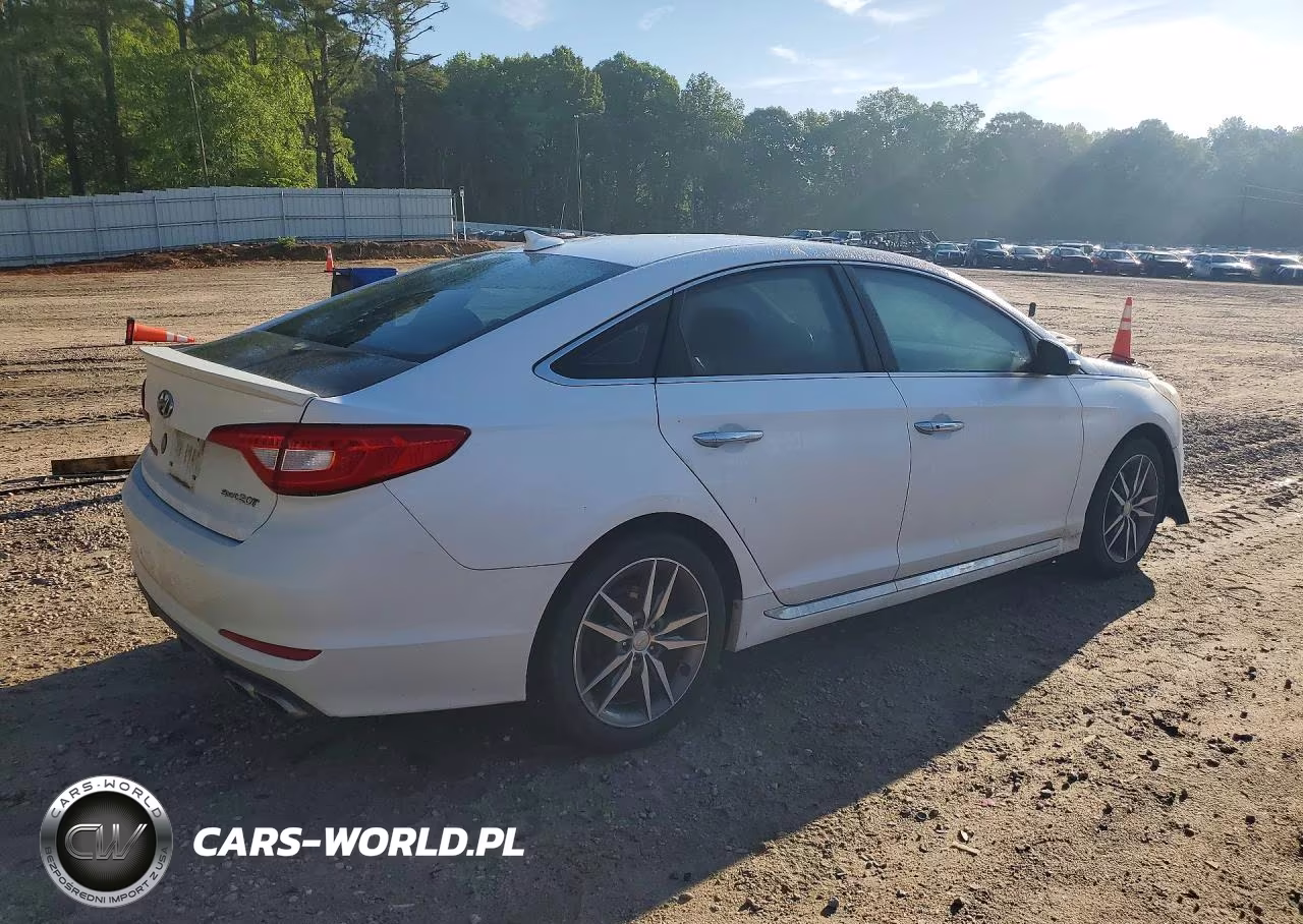 2015 Hyundai Sonata Sport 2.0T VIN:5NPE34AB3FH065313 - 3
