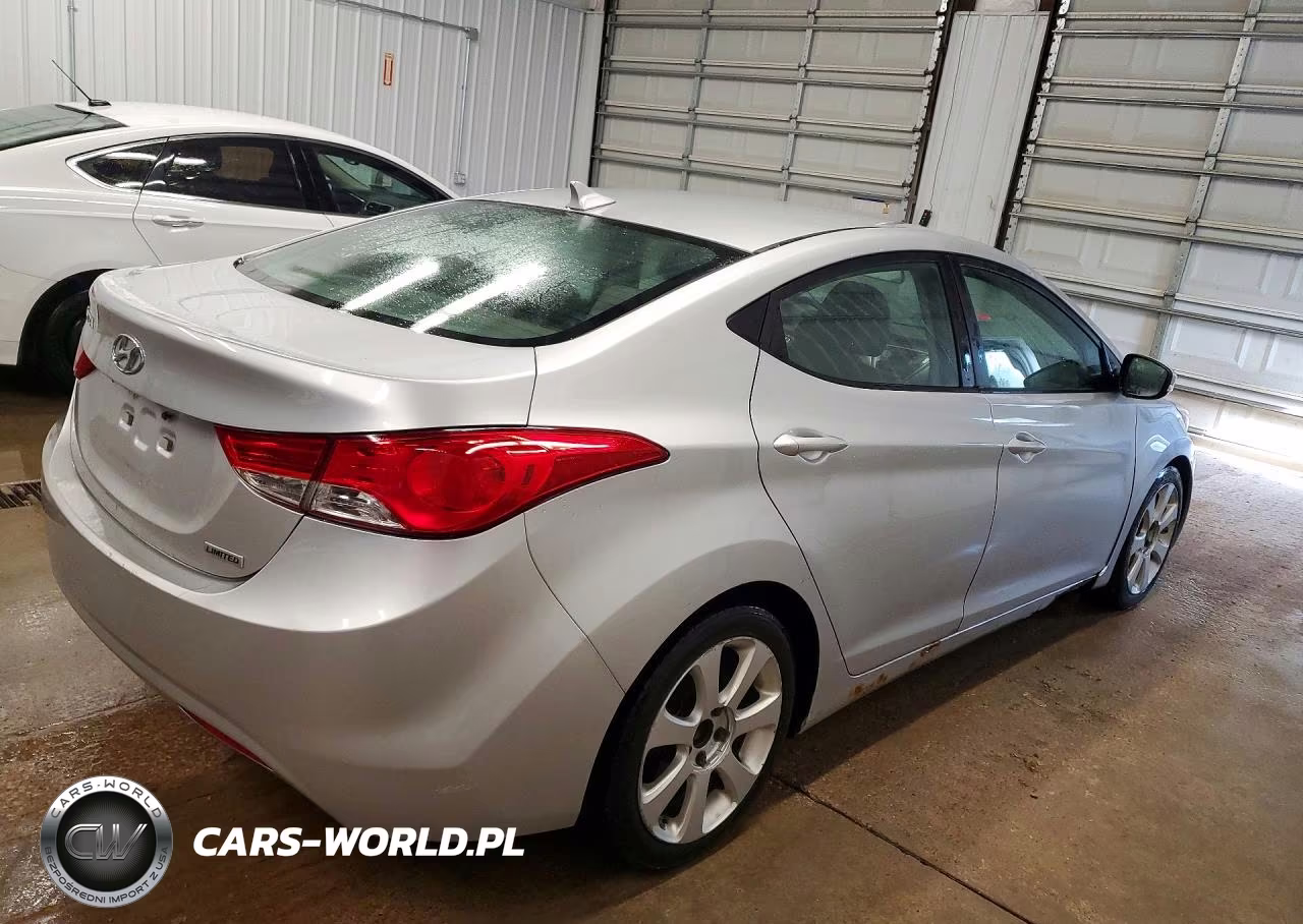 2013 Hyundai Elantra Limited VIN:5NPDH4AE4DH328042 - 3