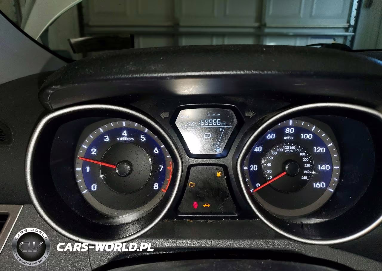 2013 Hyundai Elantra Limited VIN:5NPDH4AE4DH328042 - 9