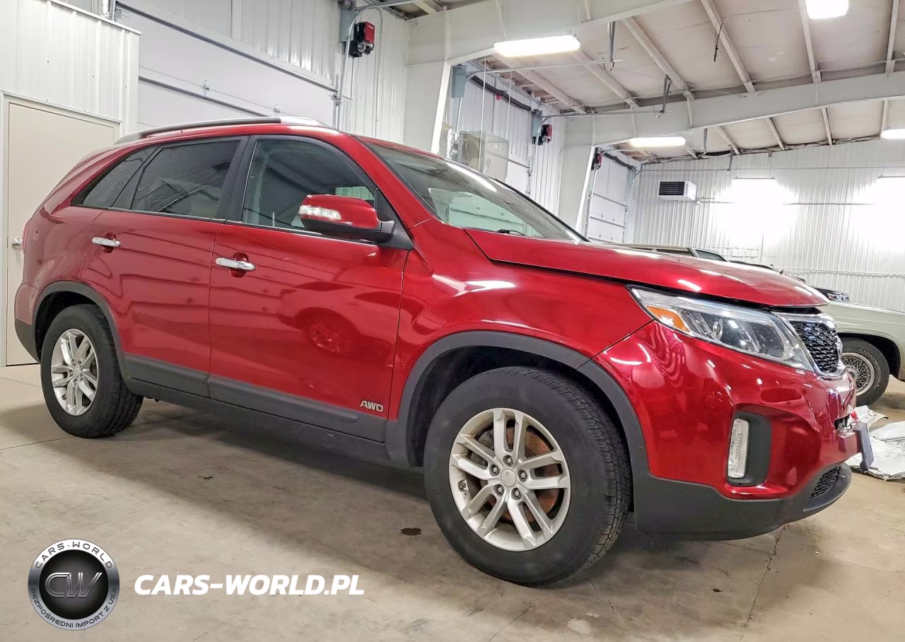 2014 Kia Sorento Lx VIN:5XYKTCA62EG544683 - 4