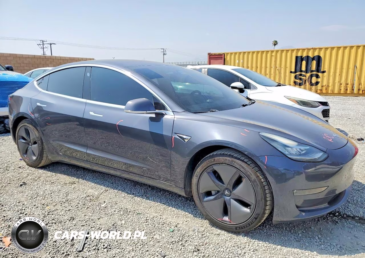 2018 Tesla Model 3 VIN:5YJ3E1EA4JF045418 - 4