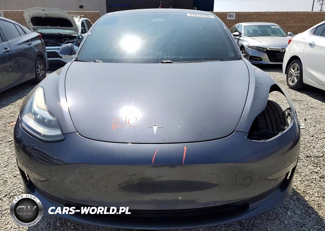 2018 Tesla Model 3 VIN:5YJ3E1EA4JF045418 - 5