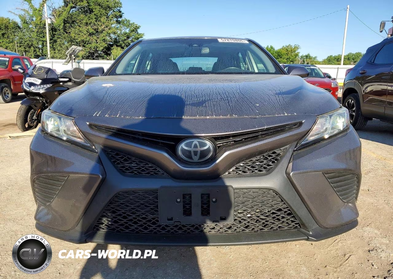 2018 Toyota Camry Se VIN:4T1B11HK1JU558060 - 5