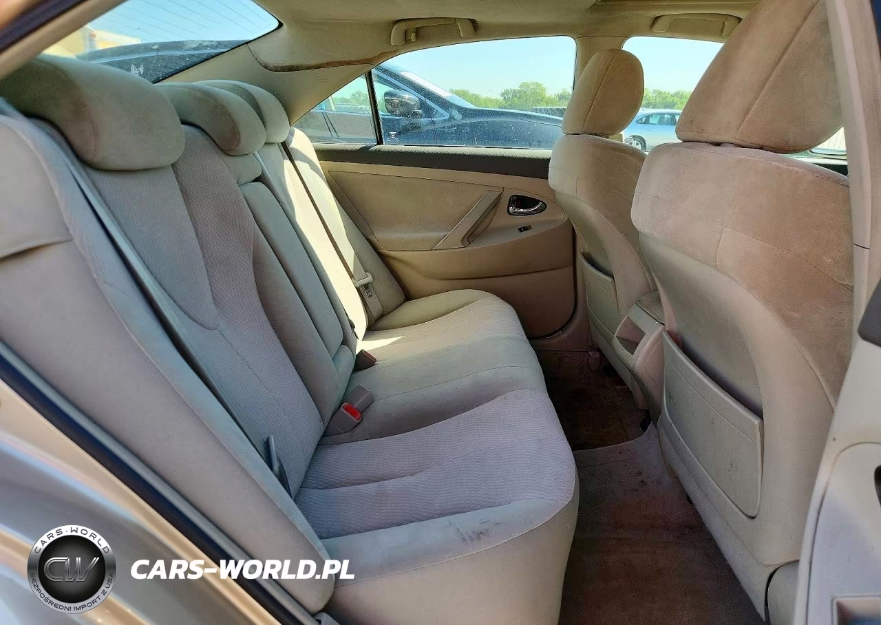 2010 Toyota Camry Le VIN:4T1BF3EK7AU005642 - 10
