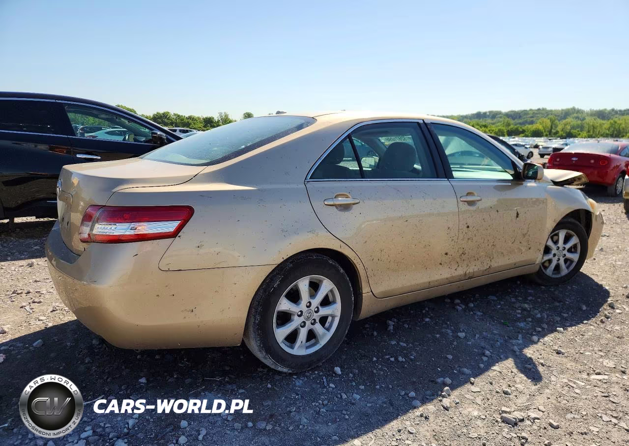2010 Toyota Camry Le VIN:4T1BF3EK7AU005642 - 3