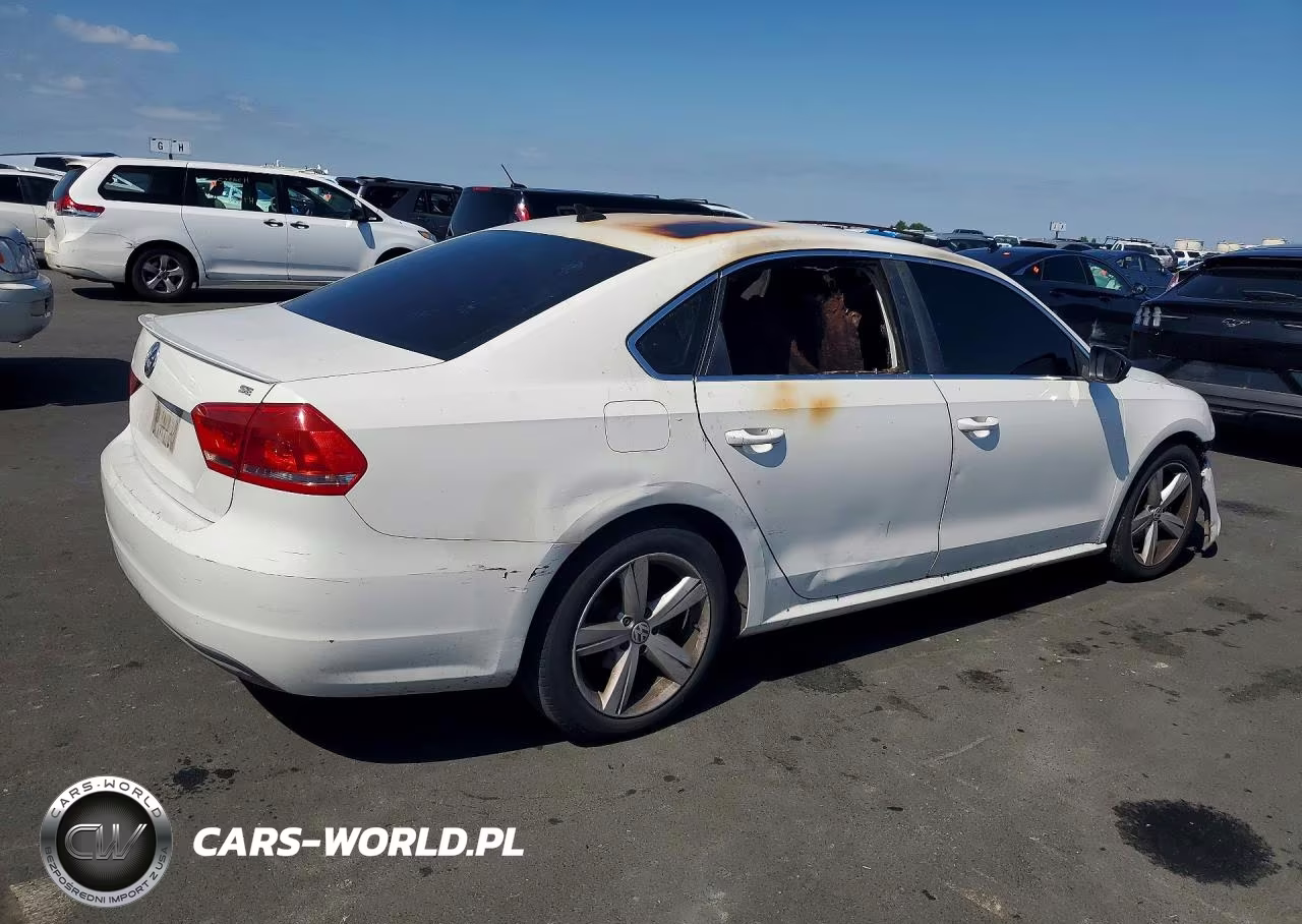 2012 Volkswagen Passat Se VIN:1VWBP7A37CC097638 - 3