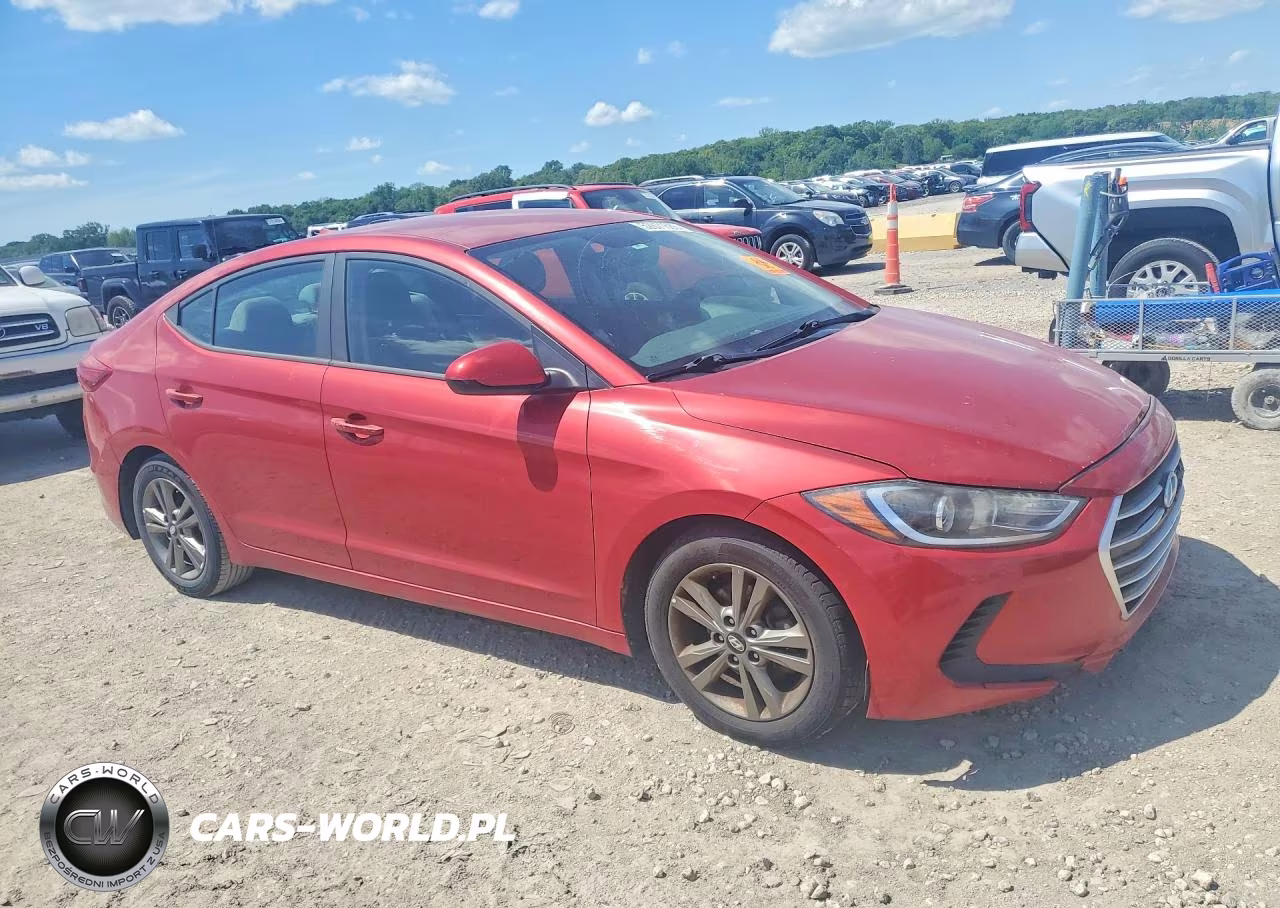 2017 Hyundai Elantra Se VIN:5NPD84LF7HH120992 - 4