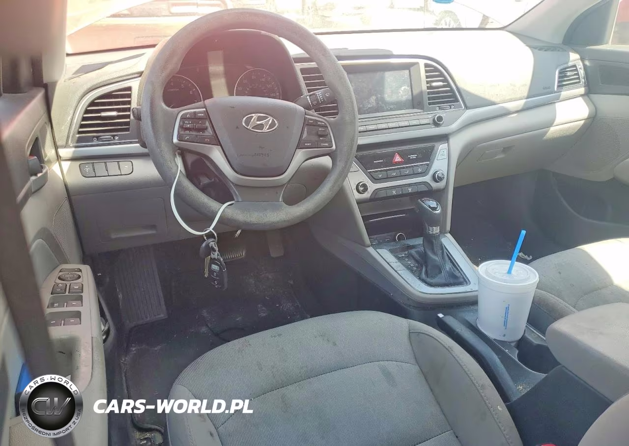 2017 Hyundai Elantra Se VIN:5NPD84LF7HH120992 - 8