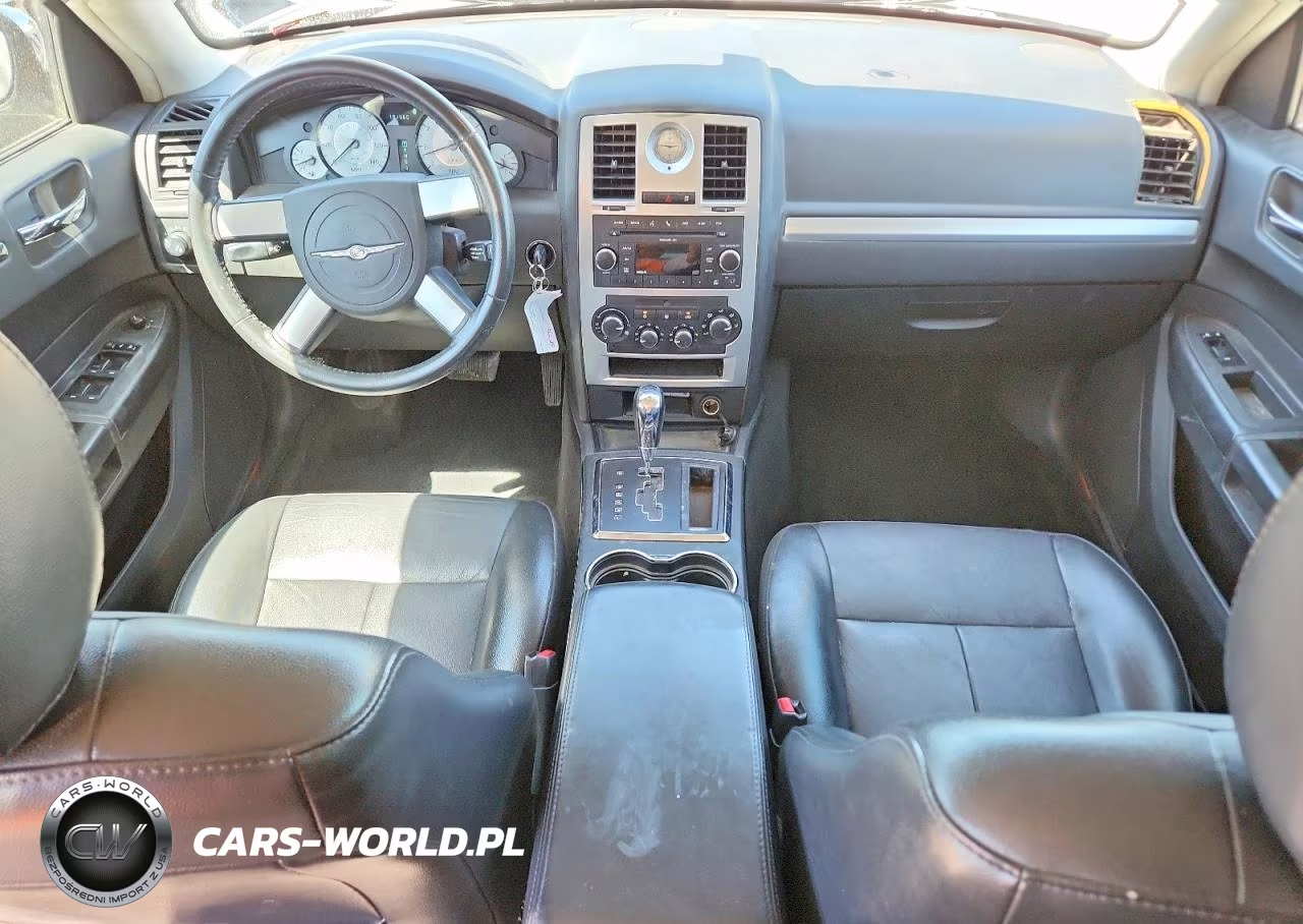 2010 Chrysler 300 Touring VIN:2C3CA5CV4AH185587 - 8