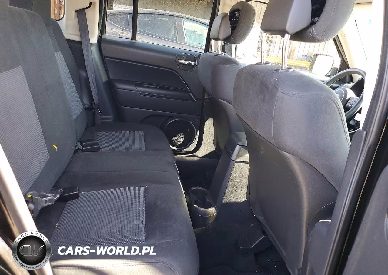 2012 Jeep Patriot Latitude VIN:1C4NJRFBXCD625888 - 11