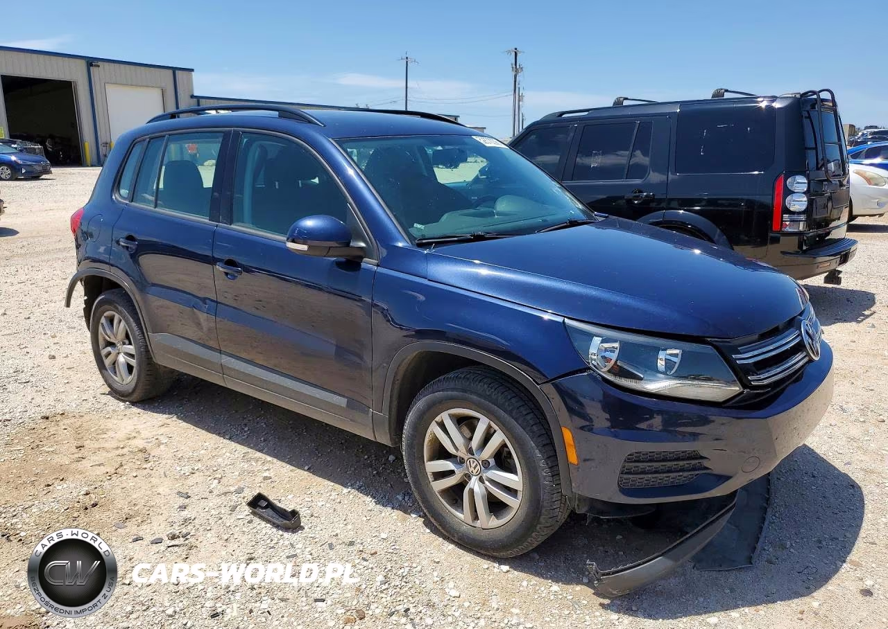 2015 Volkswagen Tiguan S VIN:WVGAV7AX7FW612028 - 4