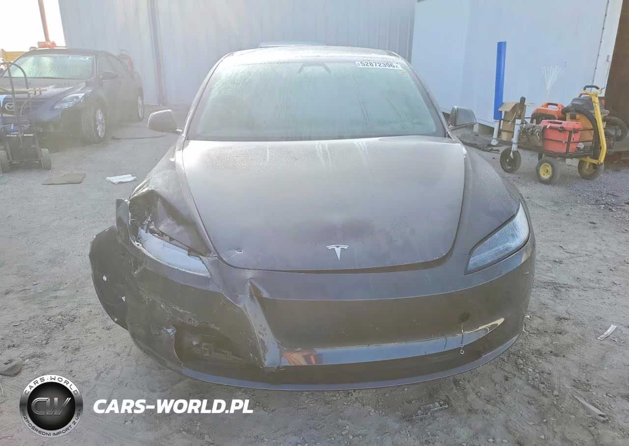 2025 Tesla Model 3 VIN:5YJ3E1EA7SF030493 - 5